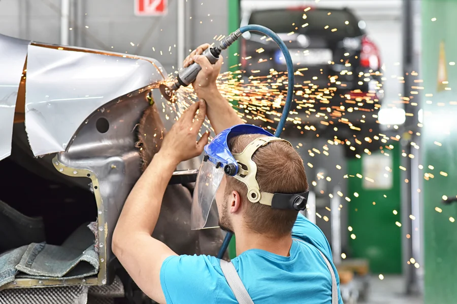 Expert Welding Services Des Moines, IA Expert Welding Services Des Moines, IA
